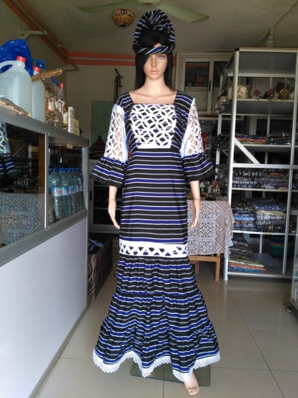 Robe en pagne tissé longue