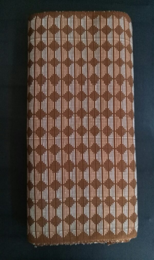Pagne tissé à motif fin – Image 3