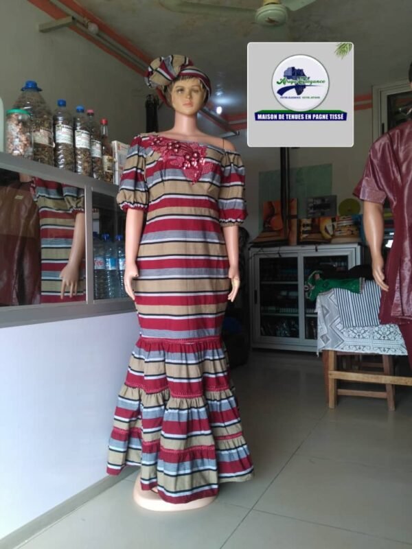 Robe en pagne tissé longue