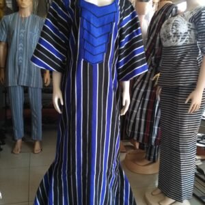 Robe dame en pagne tissé brodé